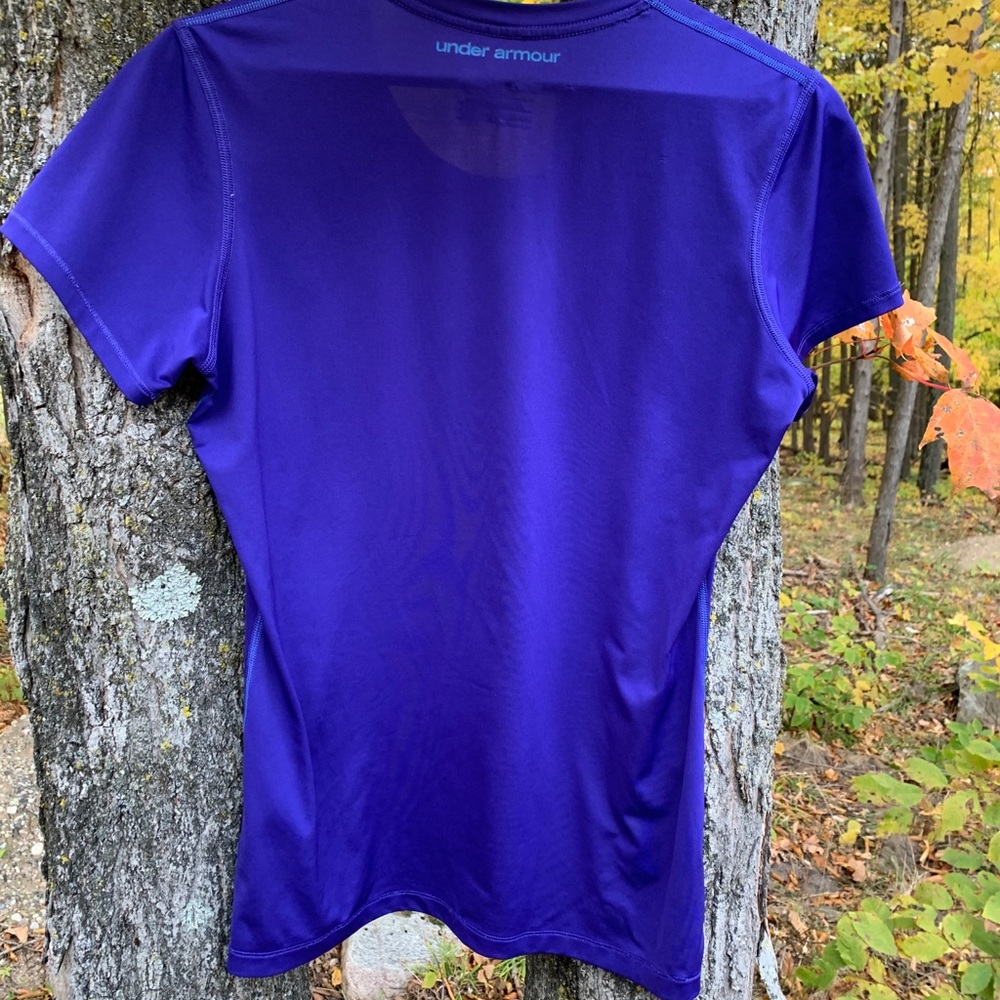 UnderArmour Tee - Picture 2 of 3